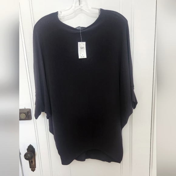 New with tags, black,elbow length,bat wing, light knit shirt from Eclipse - Picture 1 of 3